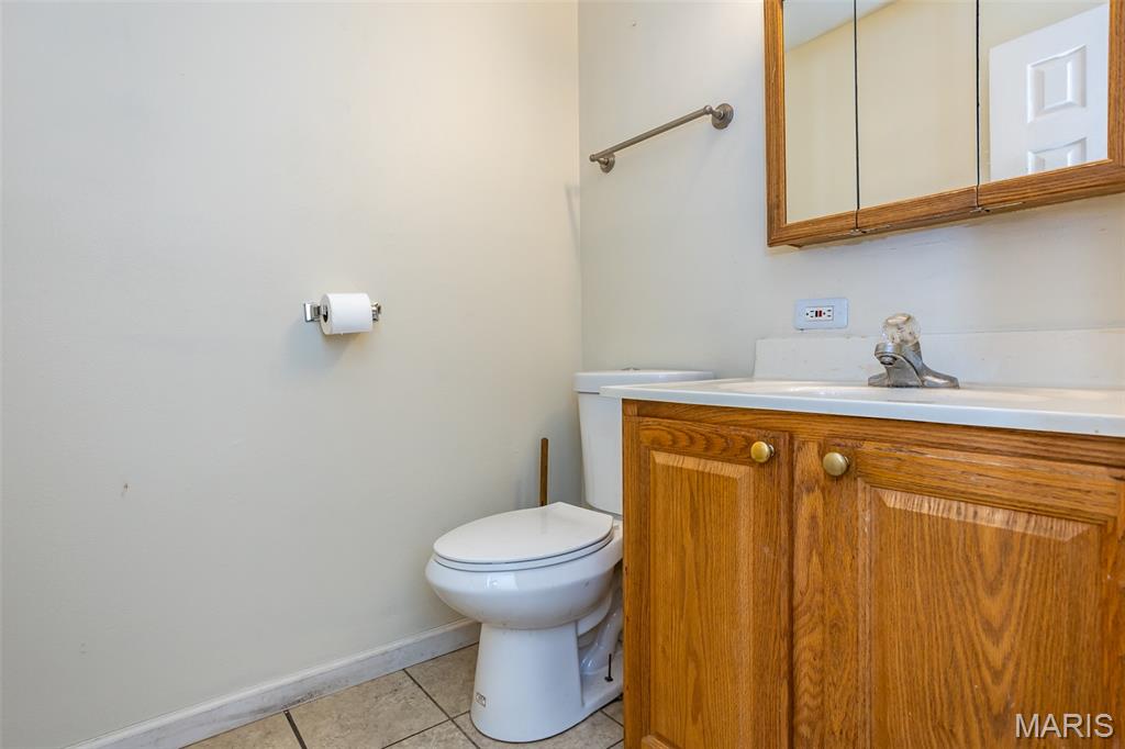 704 West Madison Street O'Fallon, IL 62269 - Photo 13 of 33