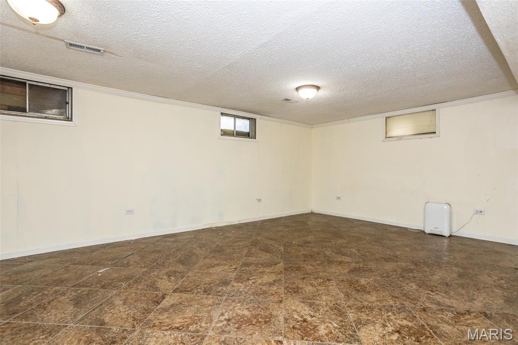 704 West Madison Street O'Fallon, IL 62269 - Photo 25 of 33