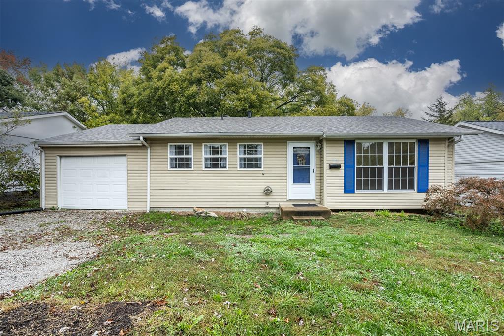 704 West Madison Street O'Fallon, IL 62269 - Photo 3 of 33