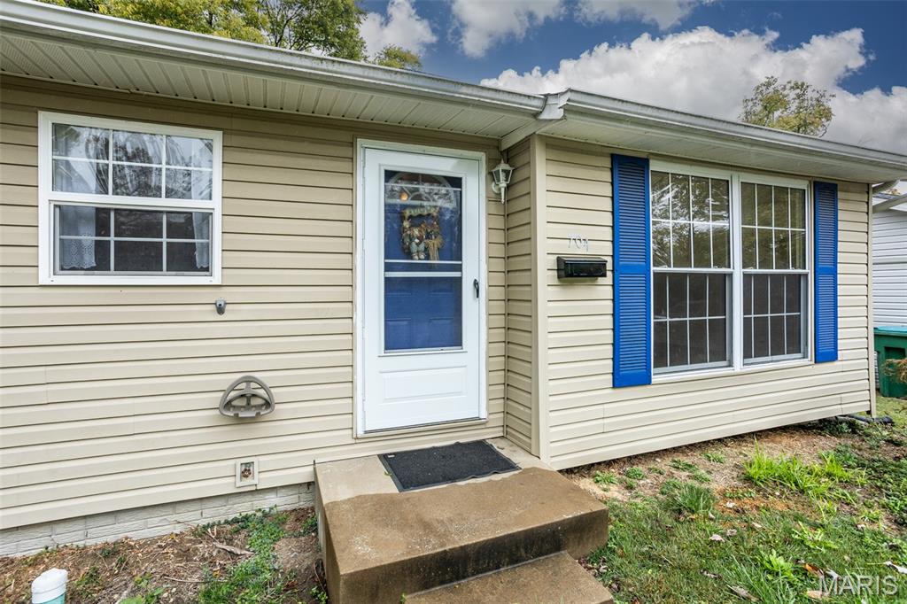 704 West Madison Street O'Fallon, IL 62269 - Photo 6 of 33