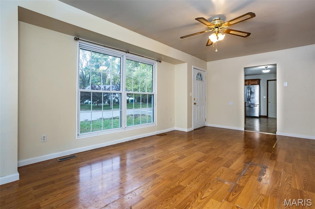 704 West Madison Street O'Fallon, IL 62269 - Photo 9 of 33