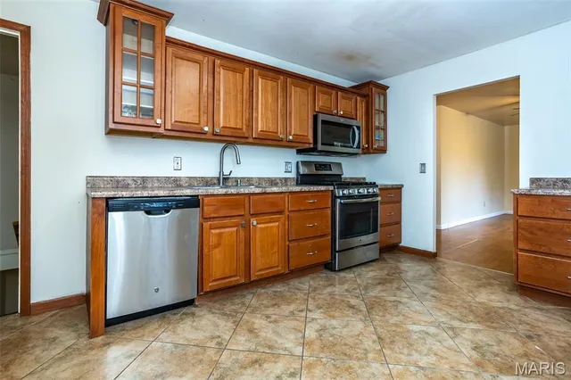 $195,000 | 704 West Madison Street, O'Fallon, IL 62269