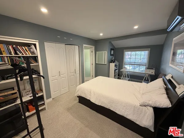 $2,095,000 | 3759 Lockerbie Lane, Glendale, CA 91208