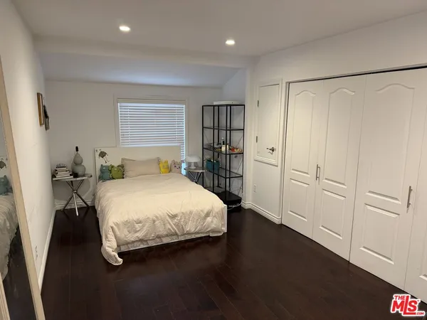 $2,095,000 | 3759 Lockerbie Lane, Glendale, CA 91208