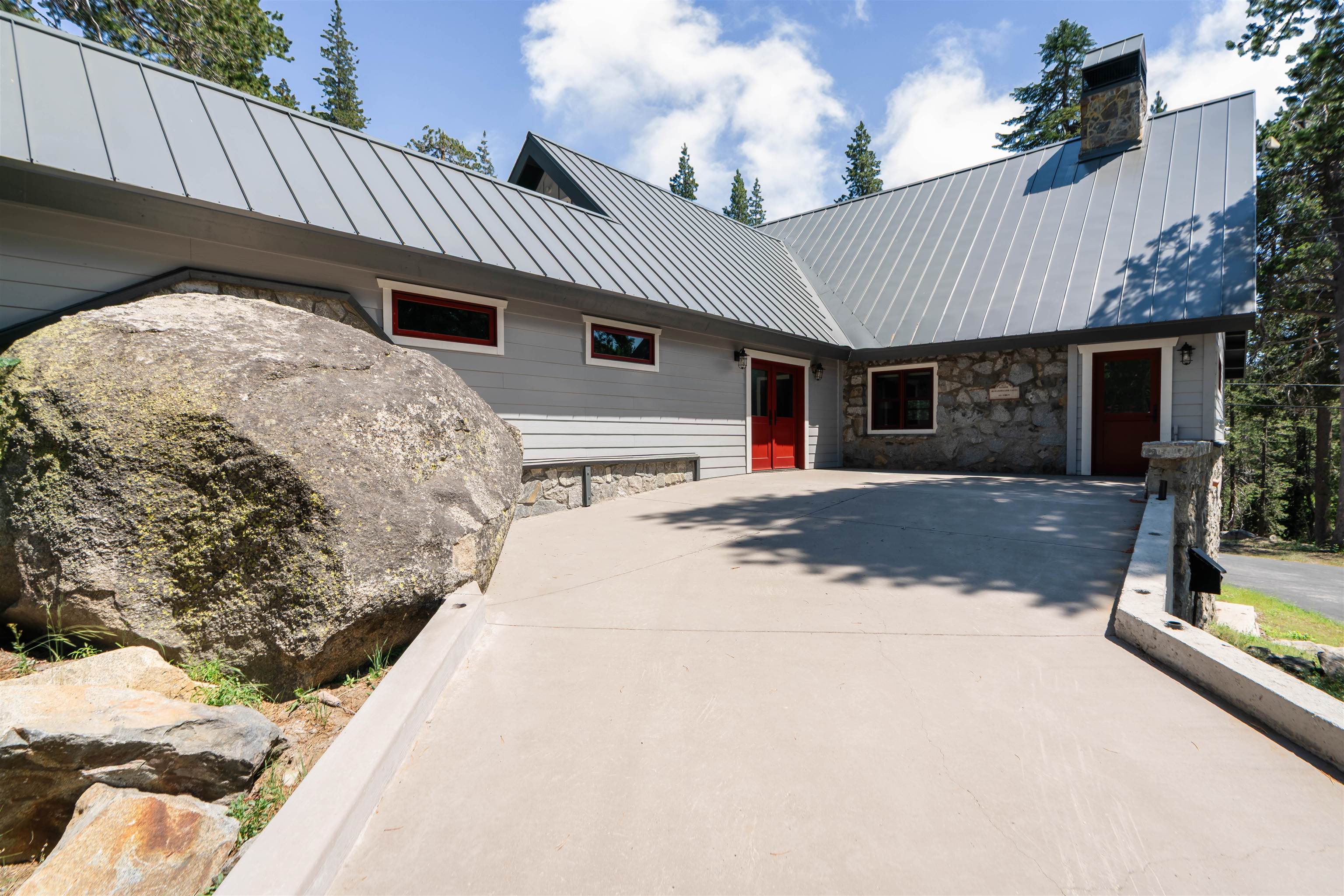 21149 Donner Pass Road Soda Springs, CA 95728 - Photo 28 of 28 Gallery Image 28