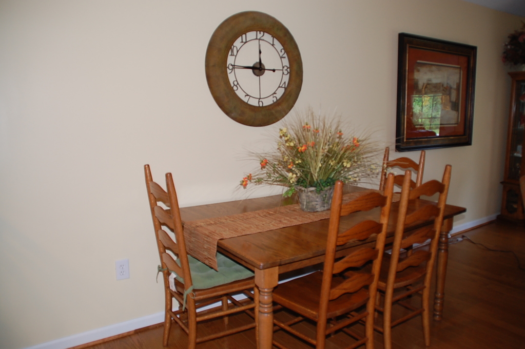 58 Bernard Road Rocky Mount, VA 24151 - Photo 4 of 19 Dining Area
