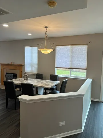 $2,400 | 1858 South Fallbrook Drive, Round Lake, IL 60073