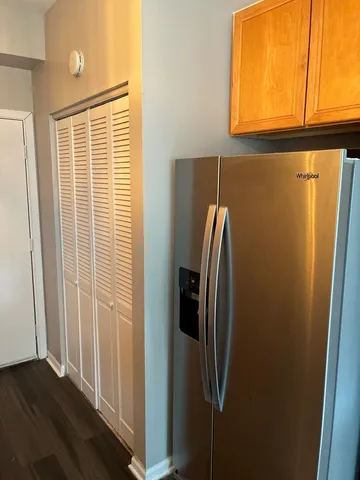 $2,400 | 1858 South Fallbrook Drive, Round Lake, IL 60073