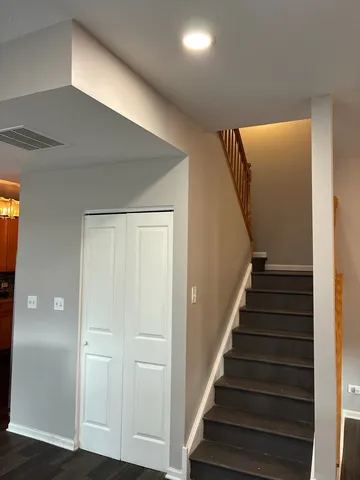 $2,400 | 1858 South Fallbrook Drive, Round Lake, IL 60073