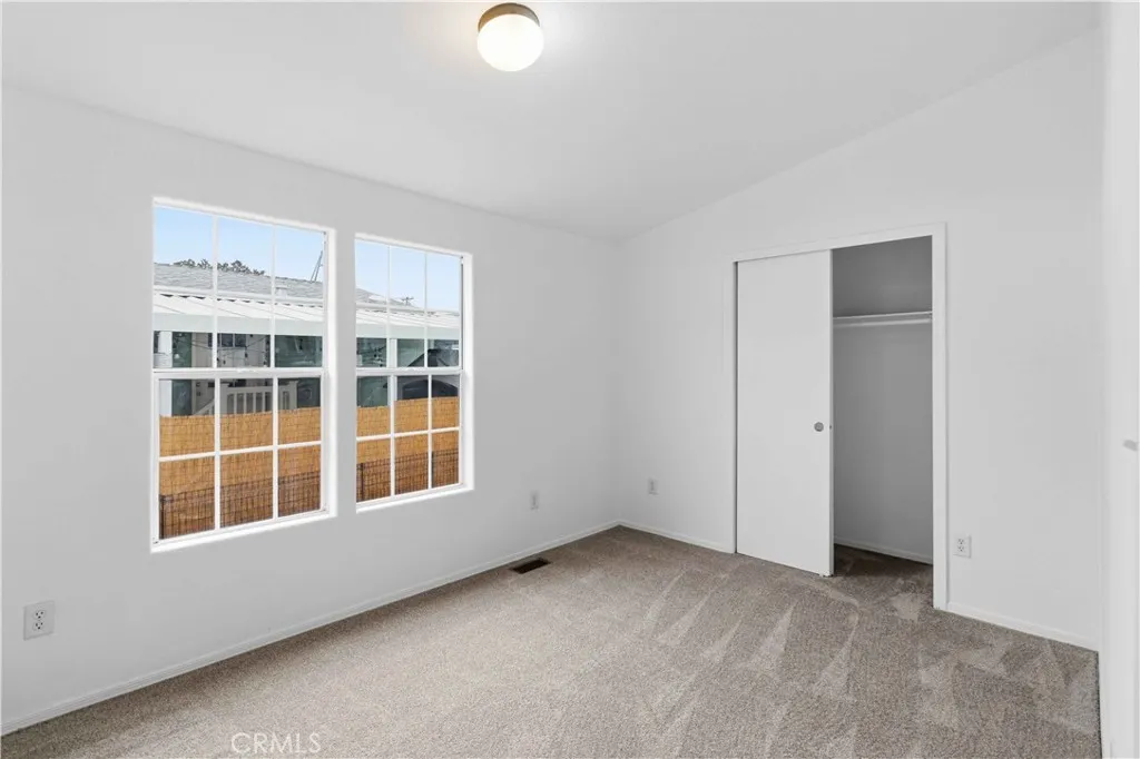 1550 Rory Simi Valley, Unit 133 Simi Valley, CA 93063 - Photo 17 of 29 an empty room with a window