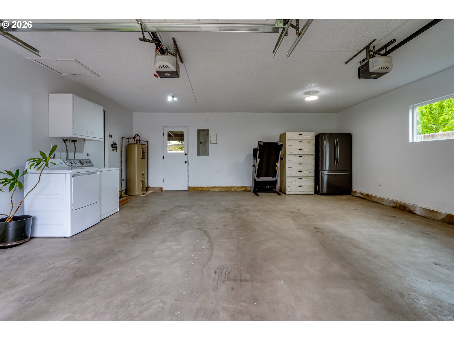 328 Dean Avenue Eugene, OR 97404 - Photo 22 of 25 Garage