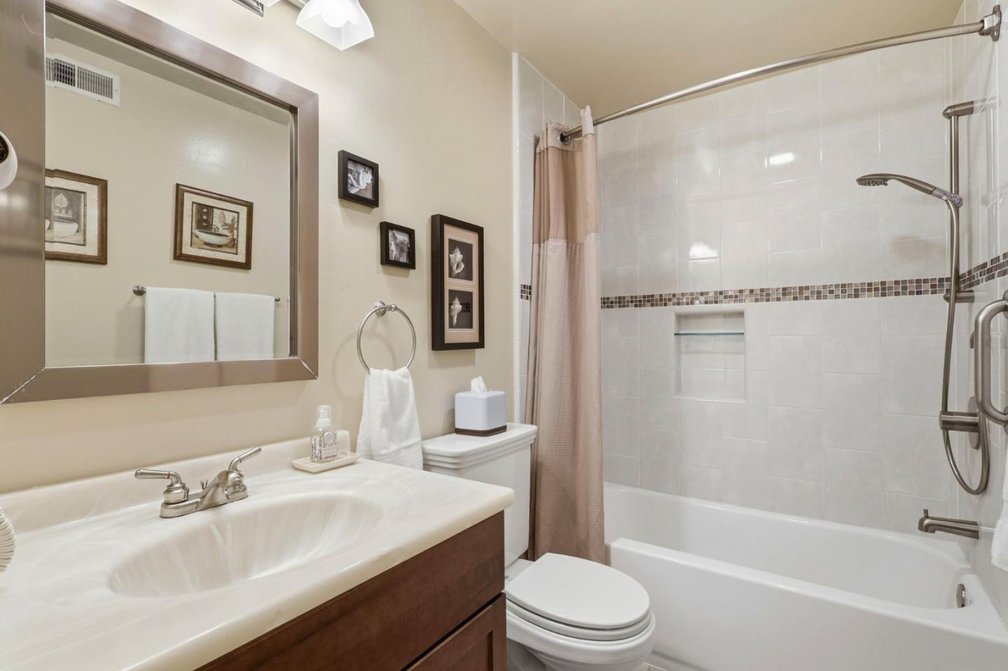 2052 Wharf Road Capitola, CA 95010 - Photo 10 of 48