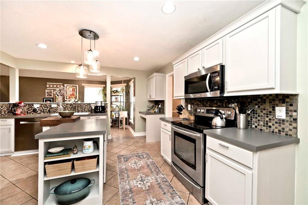 4905 Melbourne Road Indianapolis, IN 46228 - Photo 15 of 44 Gallery Image 15