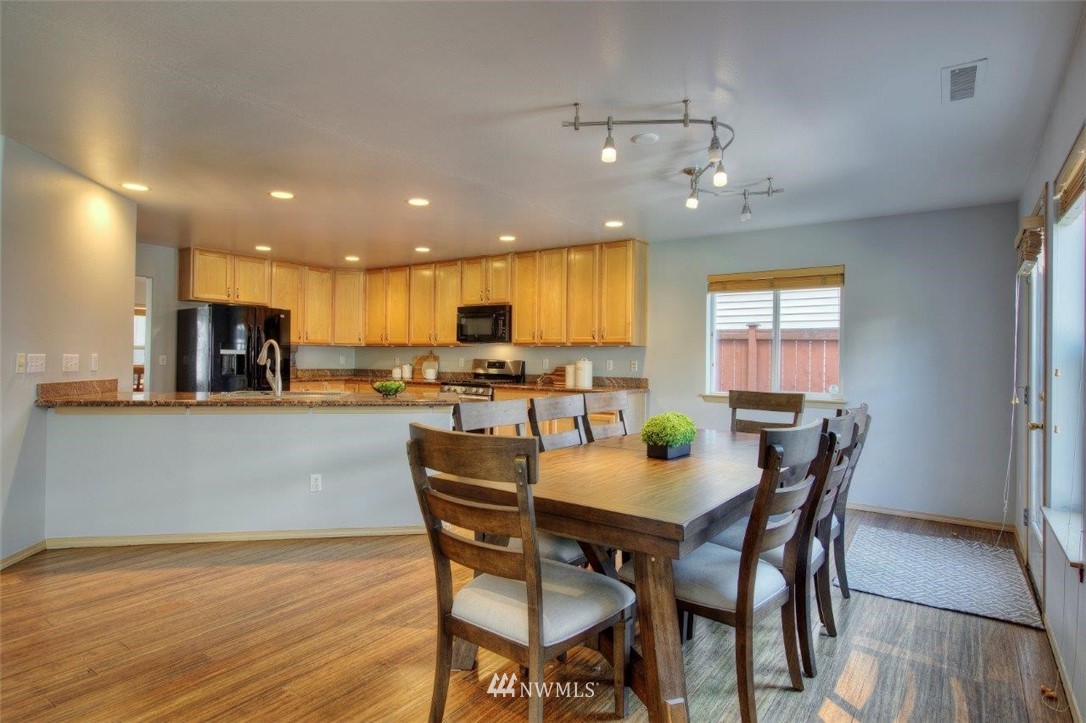281 Index Place Southeast Renton, WA 98056 - Photo 9 of 31