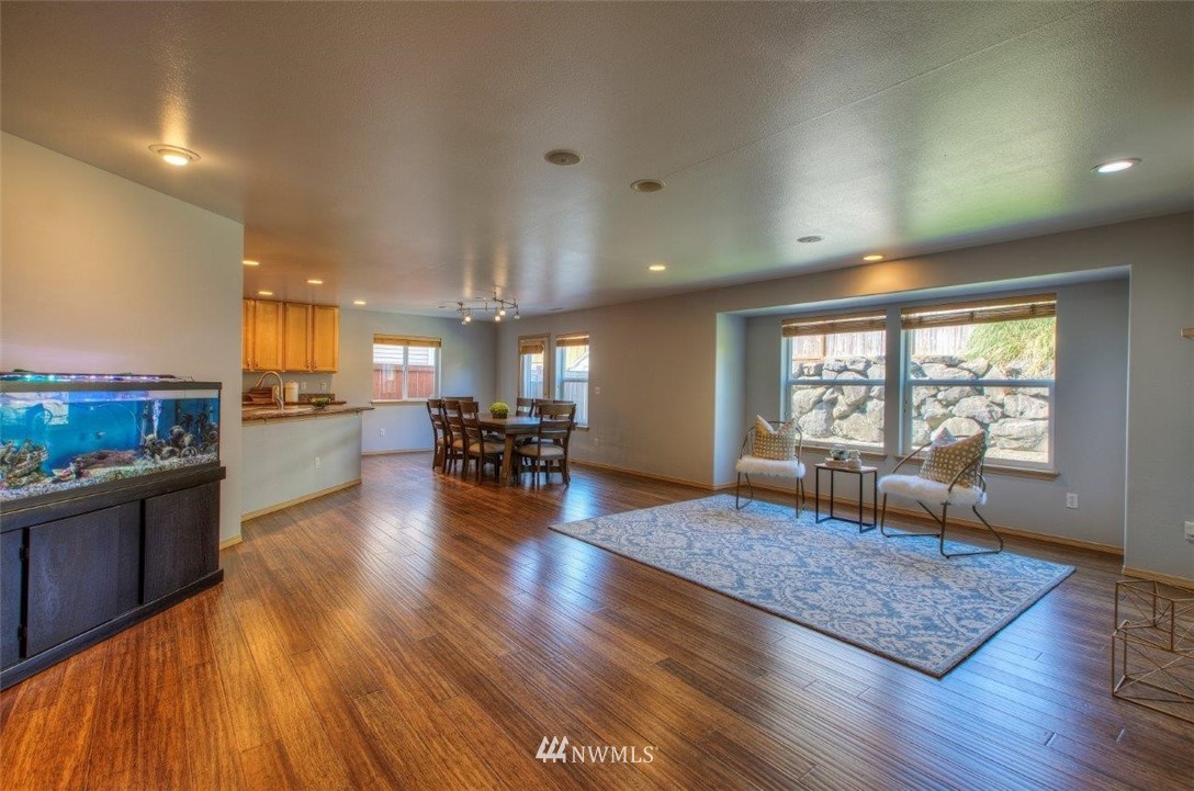 281 Index Place Southeast Renton, WA 98056 - Photo 10 of 31