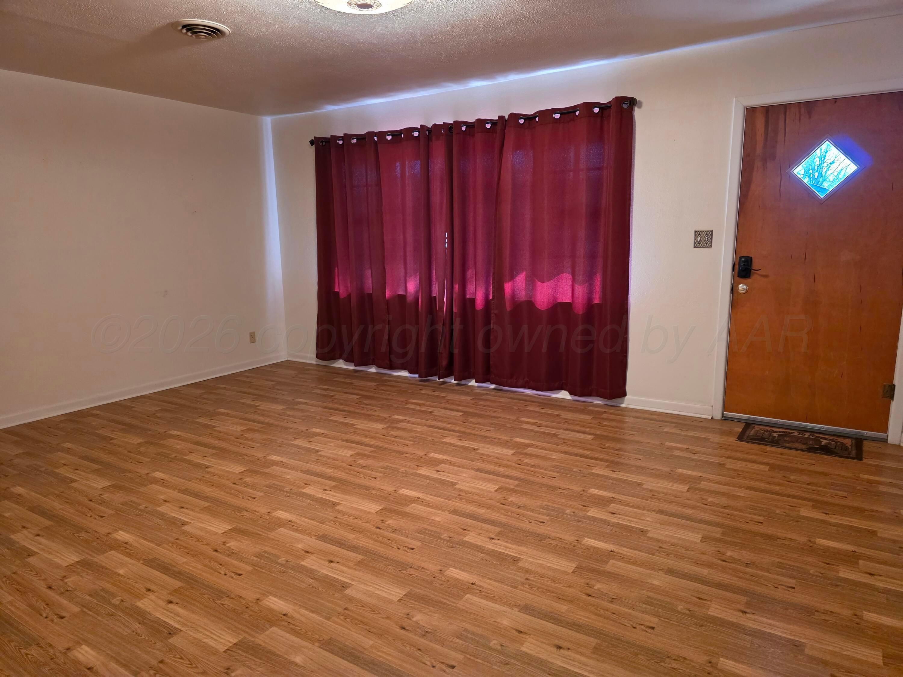 1004 Gober Street Paducah, TX 79248 - Photo 5 of 24 20260208_132816