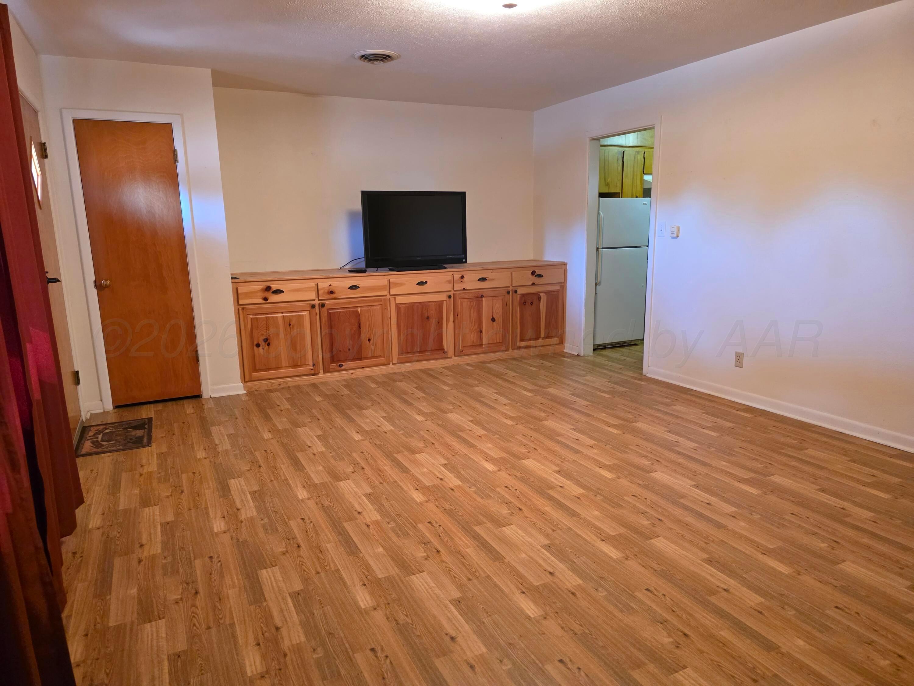 1004 Gober Street Paducah, TX 79248 - Photo 7 of 24 20260208_132843