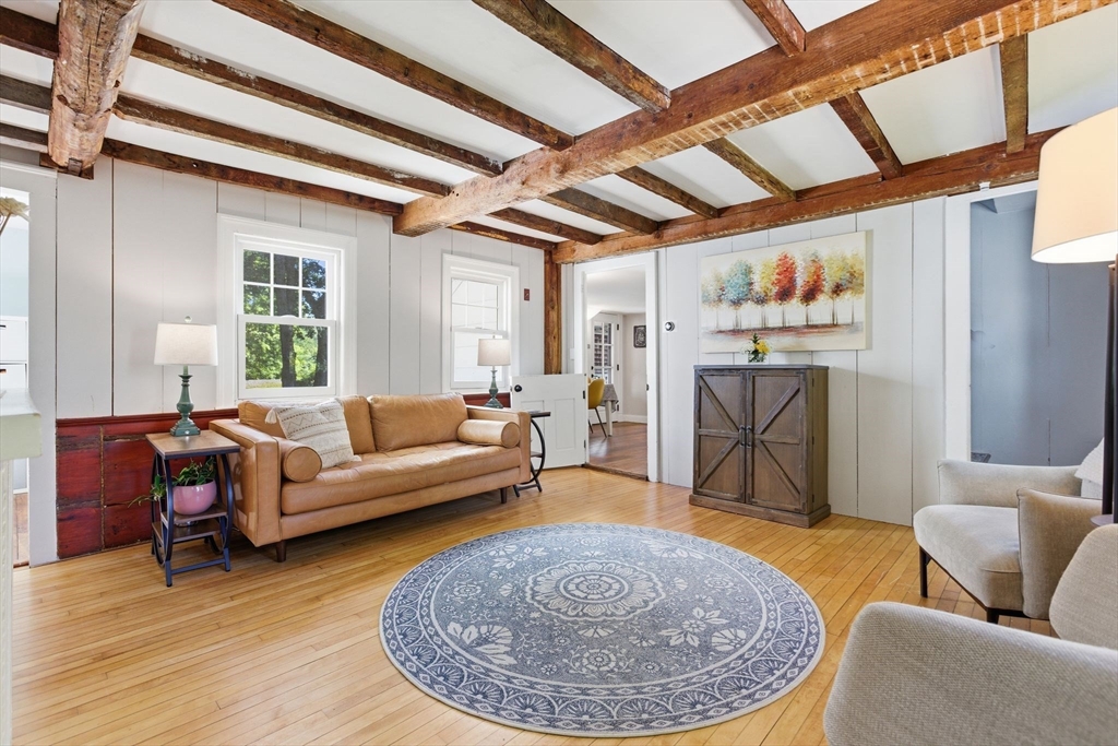 51 Grove Street Reading, MA 01867 - Photo 11 of 41