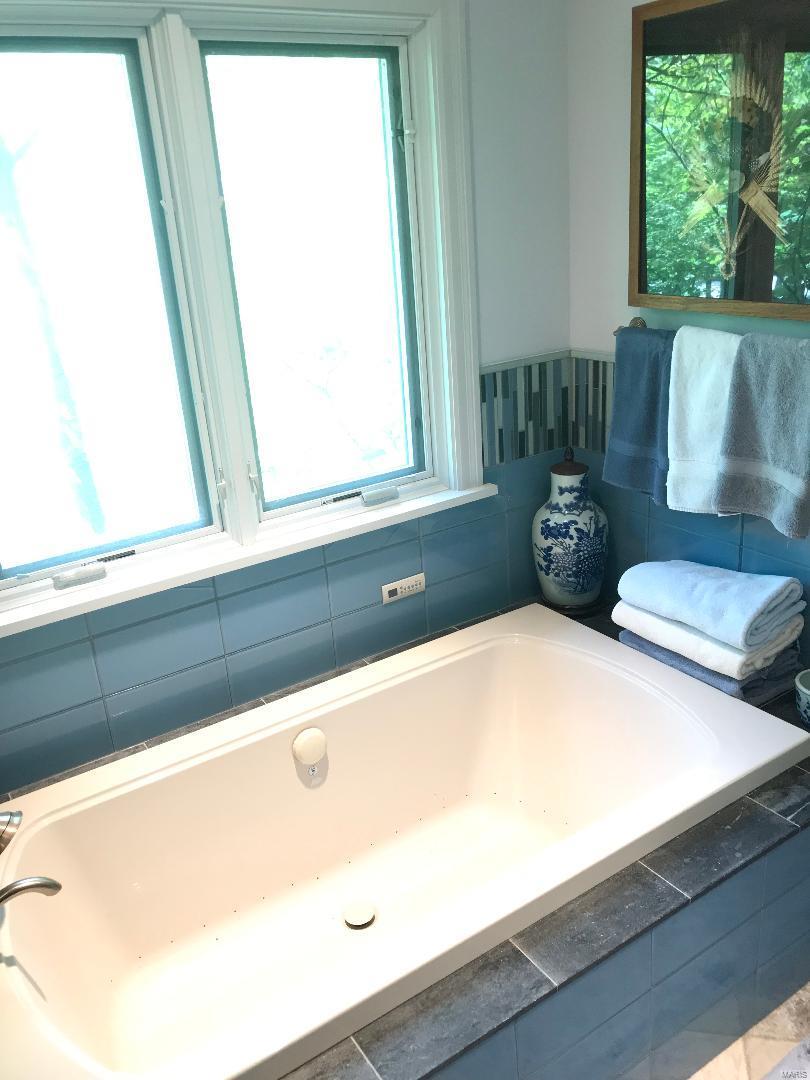 13495 Cedar Bridge Road St. Louis, MO 63141 - Photo 30 of 46 Gallery Image 30