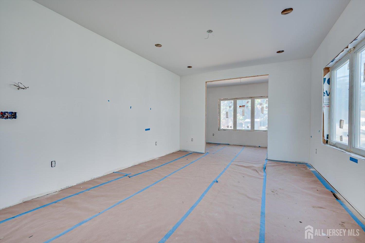 54 Nevsky Street Edison, NJ 08820 - Photo 19 of 53
