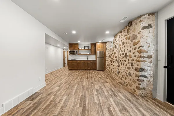 $2,349,900 | N5889 Soda Road, Princeton, WI 54968