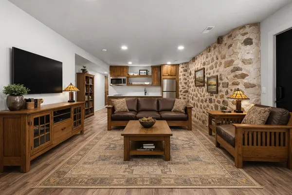 $2,349,900 | N5889 Soda Road, Princeton, WI 54968