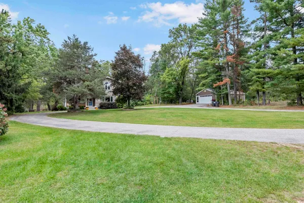 $2,349,900 | N5889 Soda Road, Princeton, WI 54968