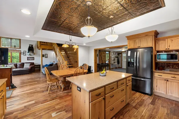 $2,349,900 | N5889 Soda Road, Princeton, WI 54968