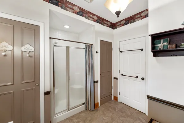 $2,349,900 | N5889 Soda Road, Princeton, WI 54968