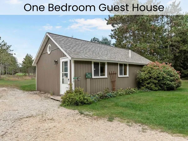 $2,349,900 | N5889 Soda Road, Princeton, WI 54968