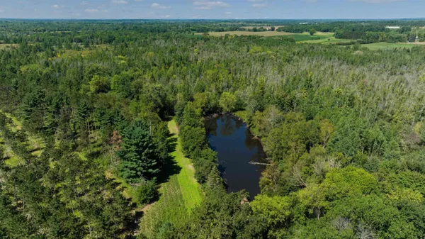 $2,349,900 | N5889 Soda Road, Princeton, WI 54968