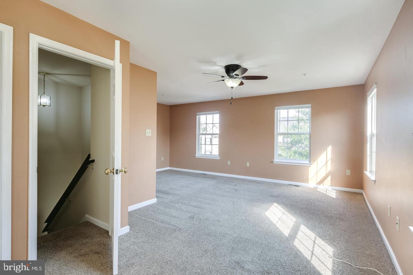 2018 Cooper Point Court Odenton, MD 21113 - Photo 13 of 28