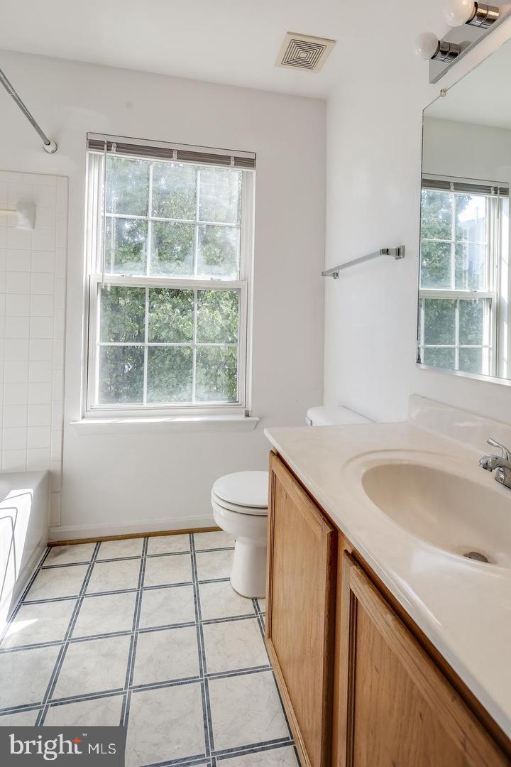 2018 Cooper Point Court Odenton, MD 21113 - Photo 23 of 28