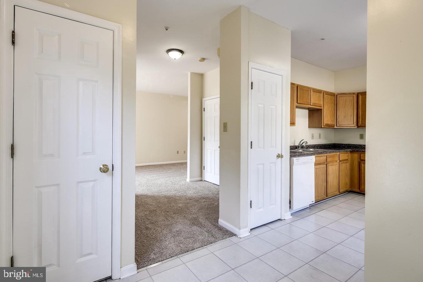 2018 Cooper Point Court Odenton, MD 21113 - Photo 6 of 28