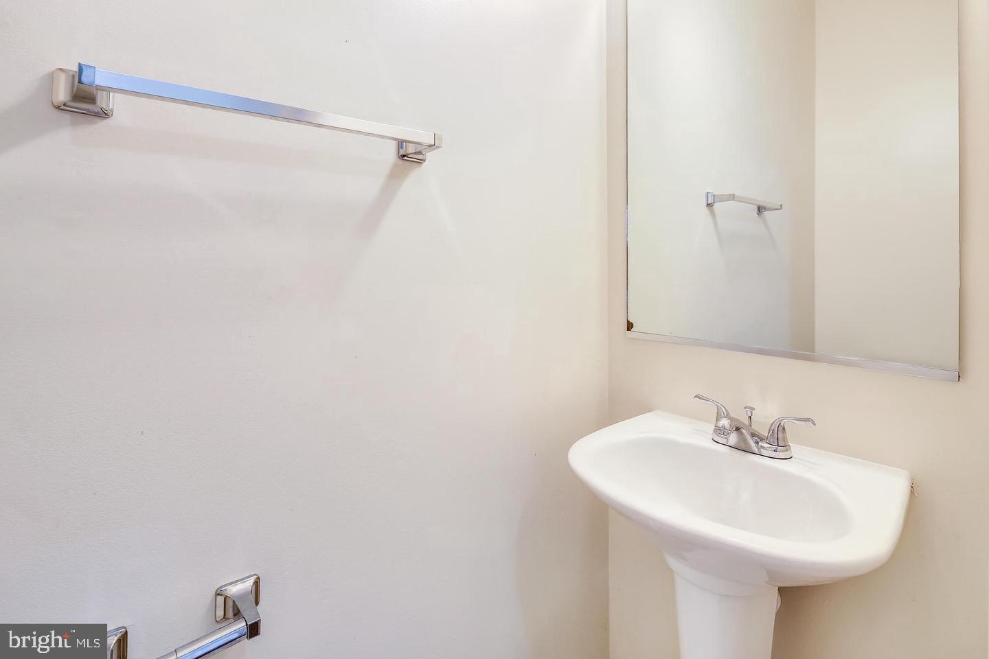 2018 Cooper Point Court Odenton, MD 21113 - Photo 10 of 28