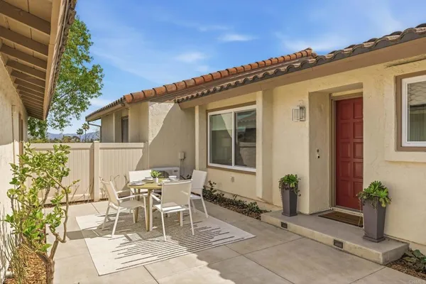 $1,039,000 | 1862 Pleasantdale Lane, Encinitas, CA 92024