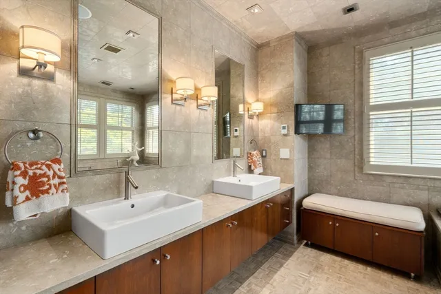 $3,995,000 | 9 Stonegate Lane, Westwood, MA 02090