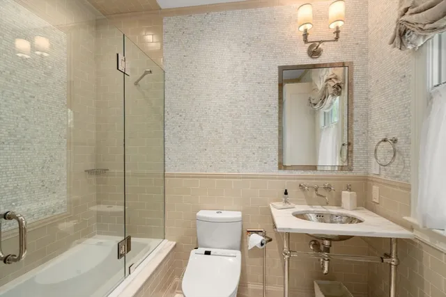 $3,995,000 | 9 Stonegate Lane, Westwood, MA 02090