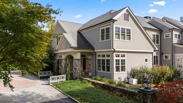 $3,995,000 | 9 Stonegate Lane, Westwood, MA 02090