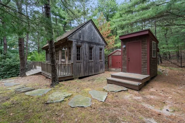 $3,995,000 | 9 Stonegate Lane, Westwood, MA 02090