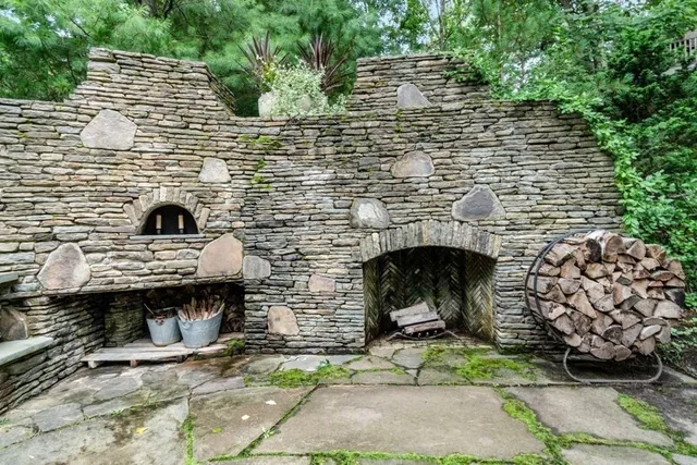 $3,995,000 | 9 Stonegate Lane, Westwood, MA 02090