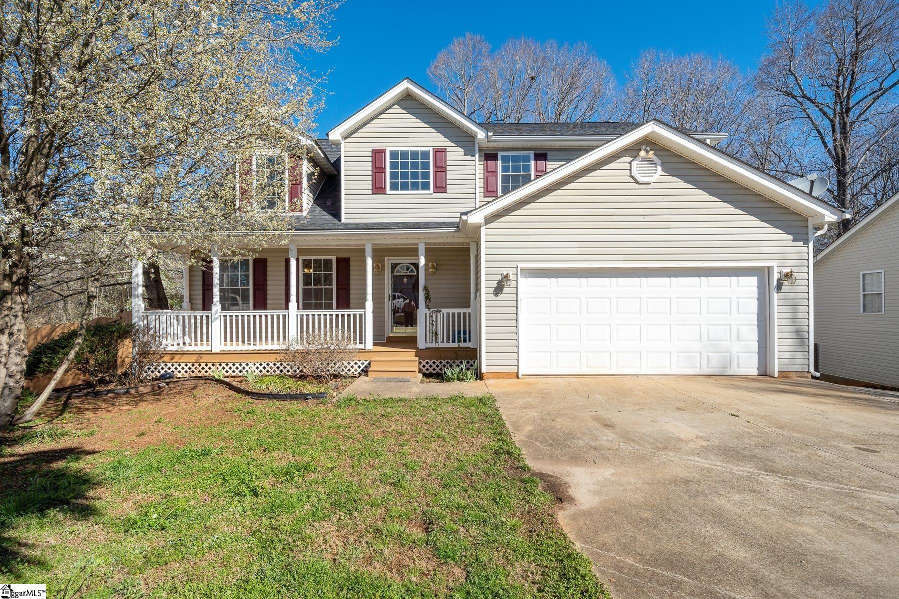 409 Woolridge Way Greer, SC 29650 - Photo 2 of 27 Gallery Image 2