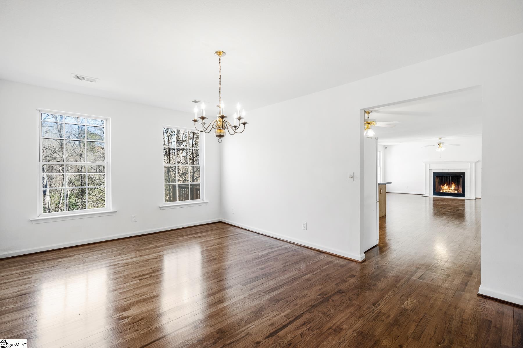 409 Woolridge Way Greer, SC 29650 - Photo 7 of 27 Gallery Image 7