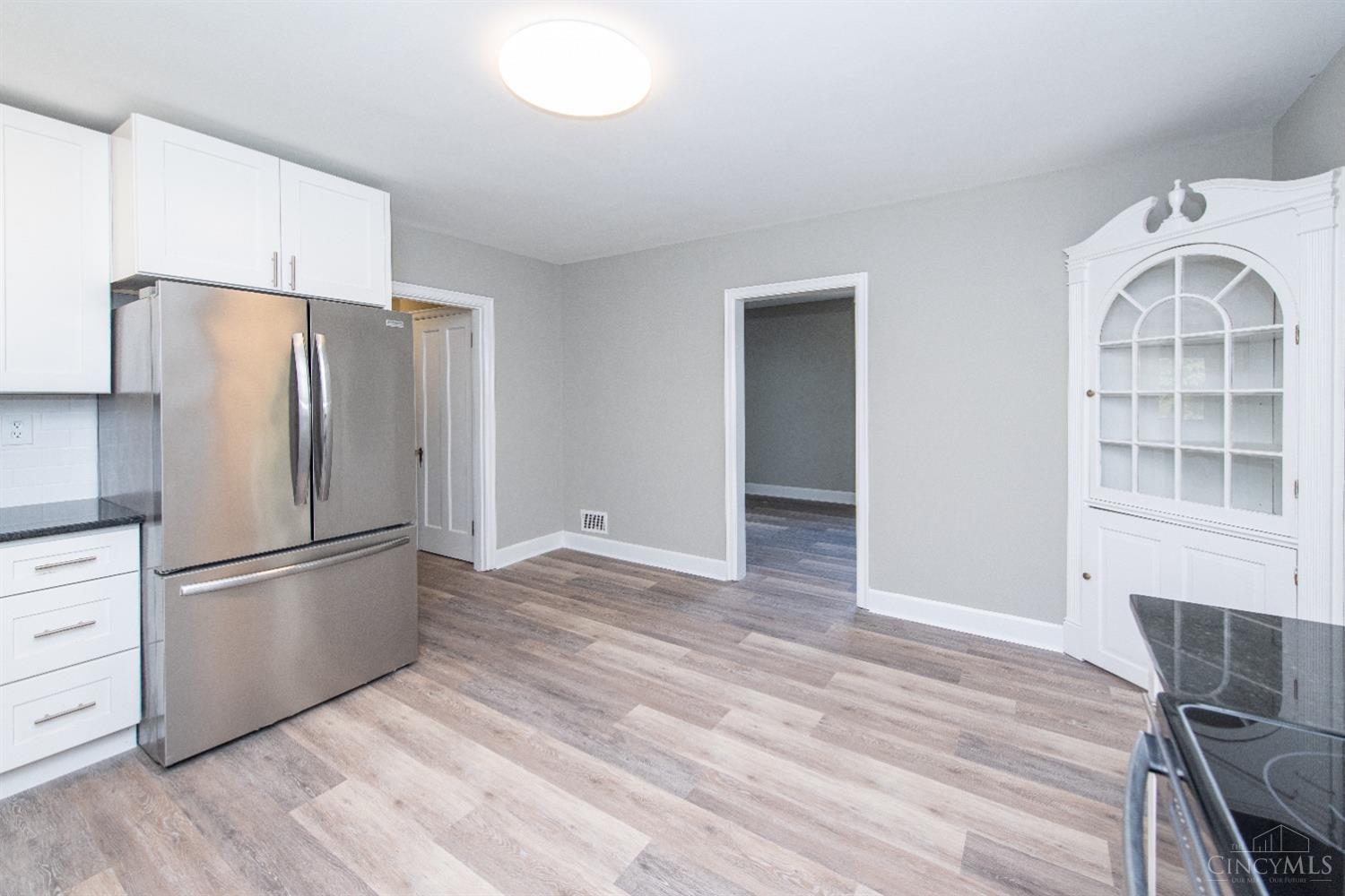 4265 Hutchinson Road Cincinnati, OH 45248 - Photo 8 of 46 Gallery Image 8