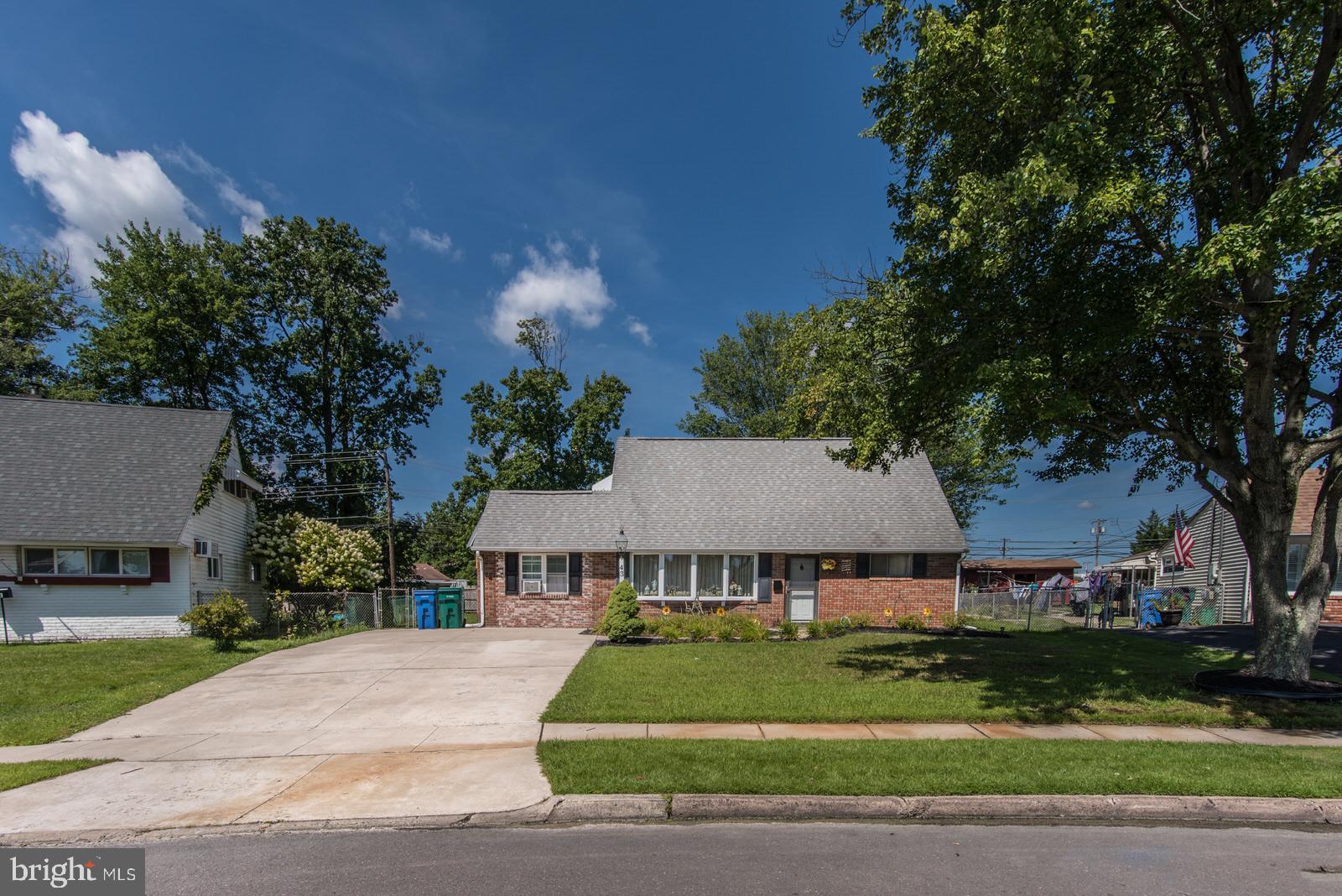 43 Prunewood Road Levittown, PA 19056 - Photo 2 of 31 Gallery Image 2