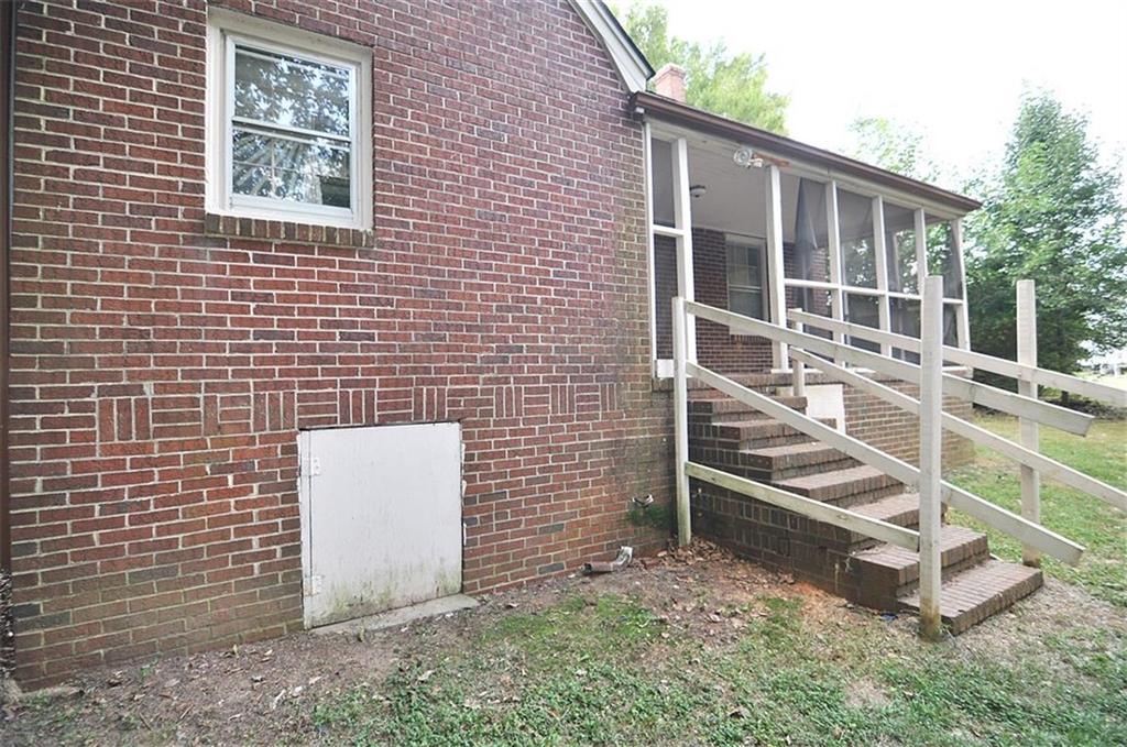 7755 Highway 700 Ruffin, NC 27326 - Photo 8 of 18