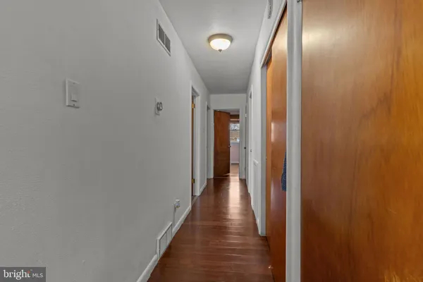 $369,999 | 1117 Surrey Road, Philadelphia, PA 19115