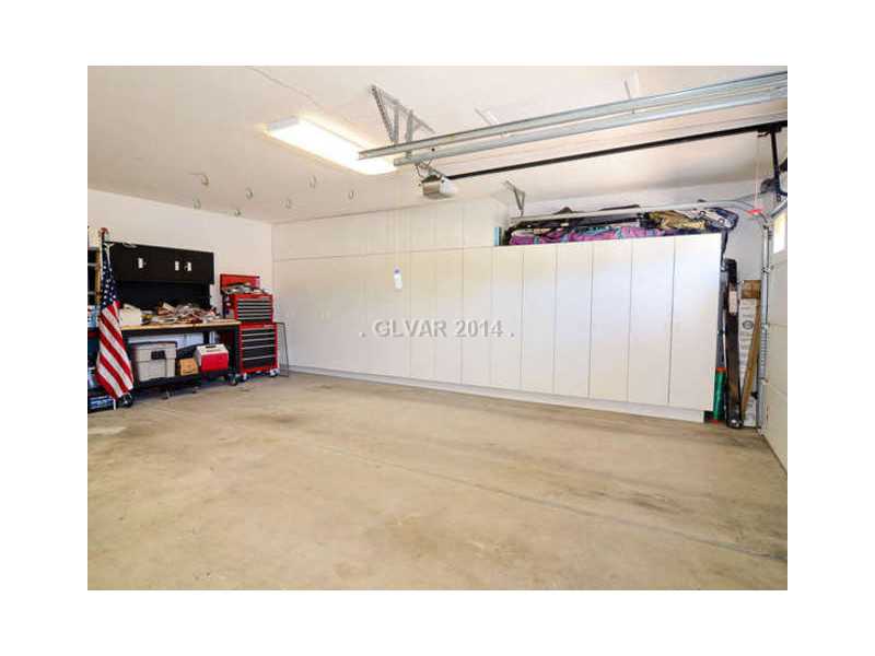 6575 Vigo Road Las Vegas, NV 89146 - Photo 30 of 30 Parking Lot.