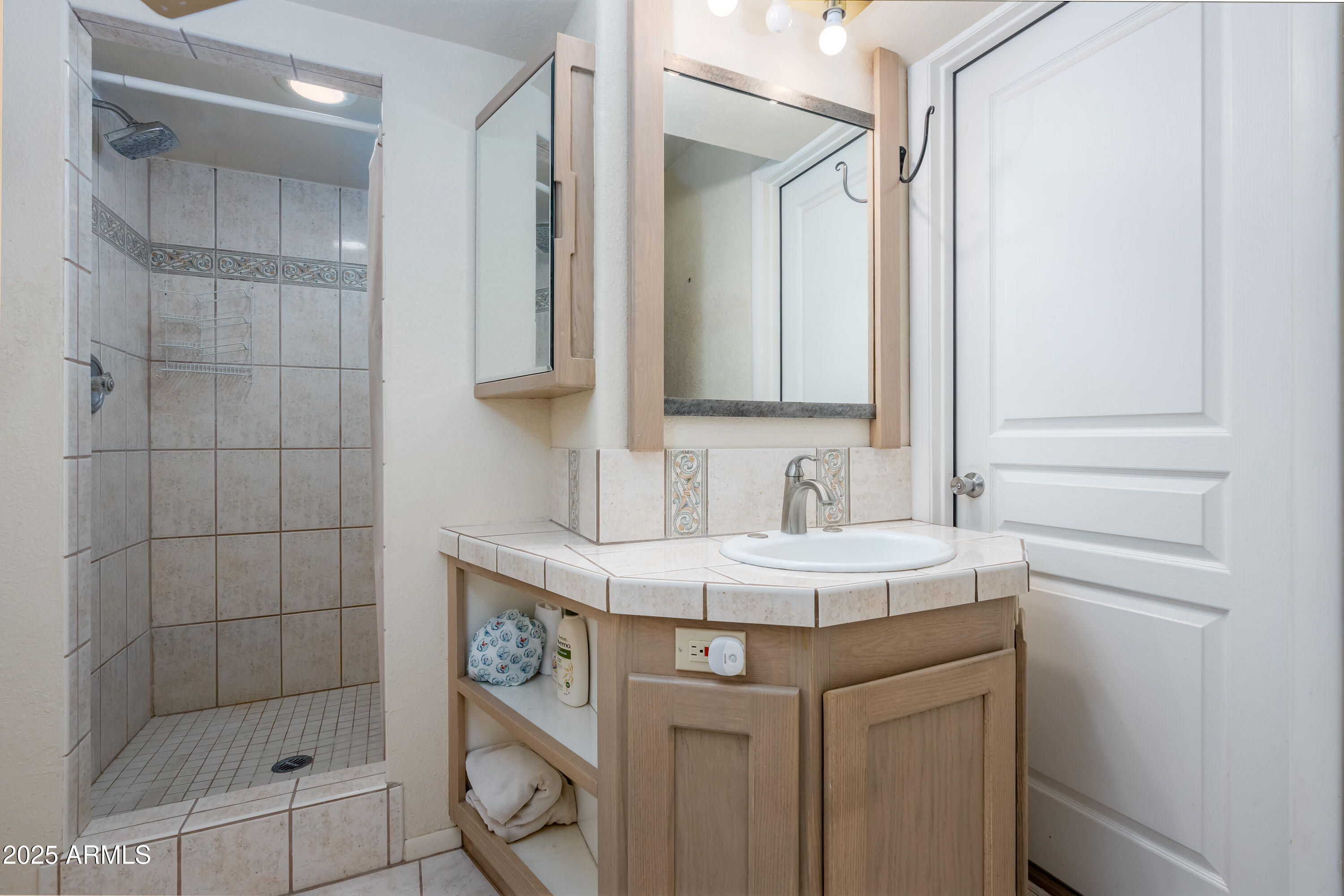 20 Paisano Road Sedona, AZ 86336 - Photo 39 of 43 20 Paisano Rd Sedona AZ-59