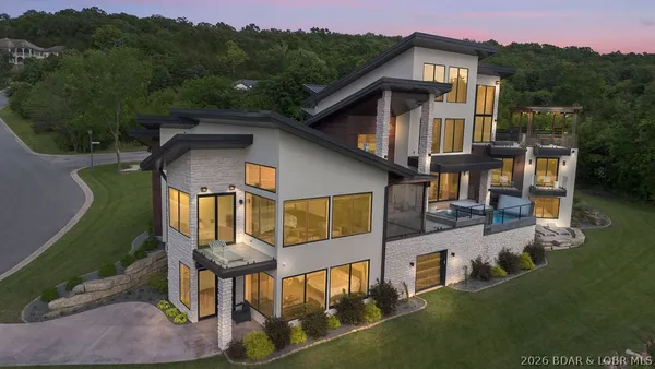 $3,600,000 | 117 Lost Spike Court, Camdenton, MO 65020